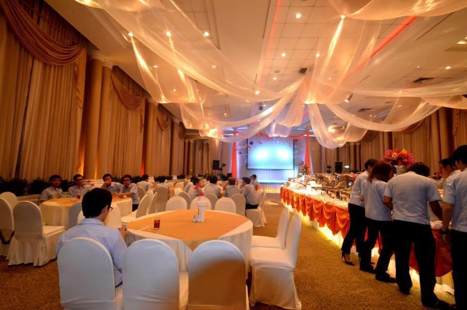 The City Hotel Sriracha By Bbh Japan Si Racha Bagian luar foto